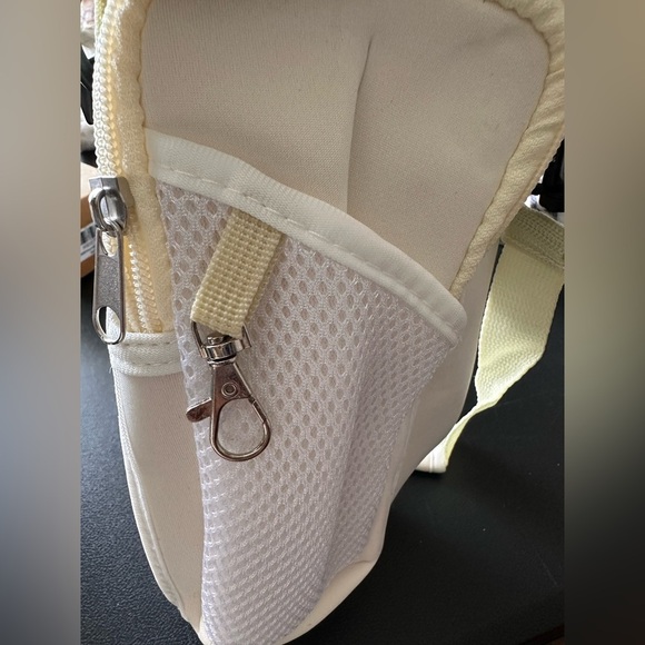 NWT WATER BOTTLE CARRIER BAG FOR STANLEY 40 oz. TUMBLER CREAM ADJUSTABLE STRAPS - Picture 4 of 7